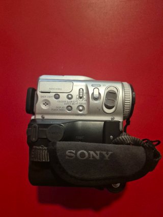 Videocámara Sony DCR-PC101E PAL