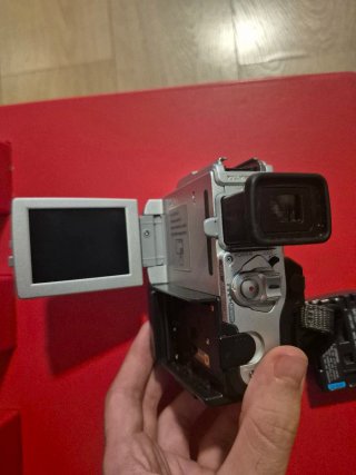 Videocámara Sony DCR-PC101E PAL