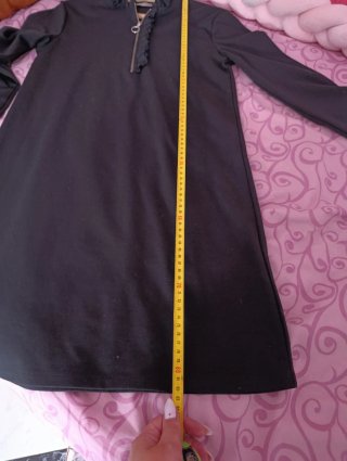 Vestido Negro con Cremallera