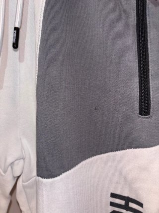 Pantalón chándal Hoodrich gris y blanco