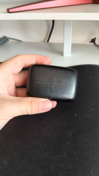 Auriculares inalámbricos deportivos i21