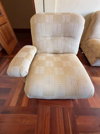 Sofá de Cuatro Plazas Beige
