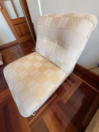 Sofá de Cuatro Plazas Beige