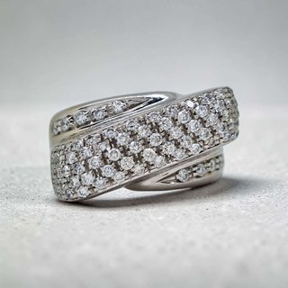 anillo-entrelazado-diamantes-oro-blanco