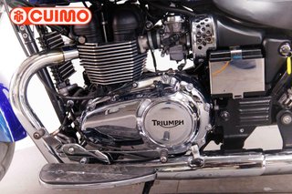 TRIUMPH AMERICA 900