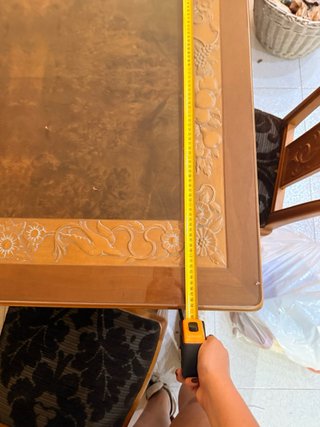 Conjunto de Mesa y 6 Sillas de Madera
