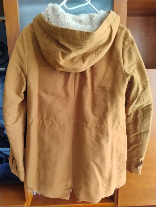 Parka Zara Trafaluc M borreguito mostaza