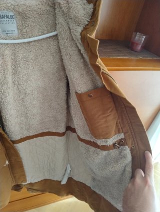 Parka Zara Trafaluc M borreguito mostaza