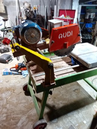 Máquina de corte para piedra y hormigón trifásica