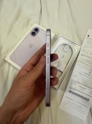 iPhone 17