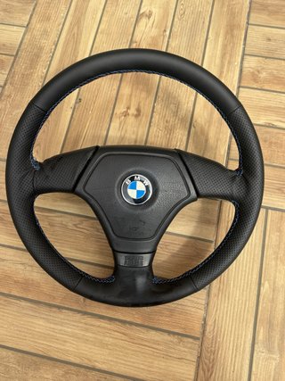 Volante BMW Serie 3 E46 Perforado