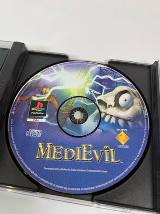 MediEvil PS1 PAL España Completo con Demo