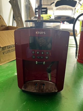 Cafetera Automática KRUPS Roja