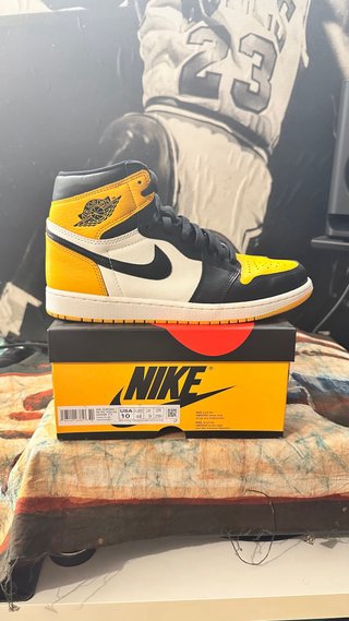 Nike Air Jordan 1 High Taxi