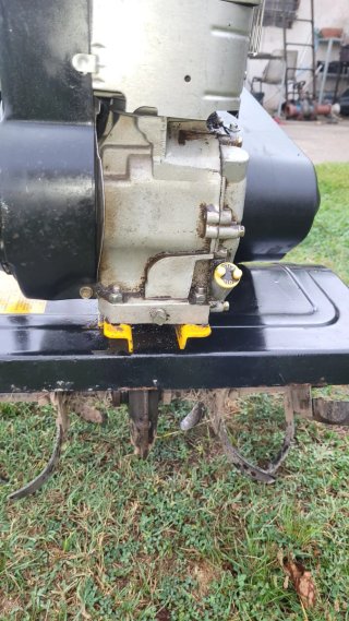 Motoazada  Briggs & Stratton arranca pero se para