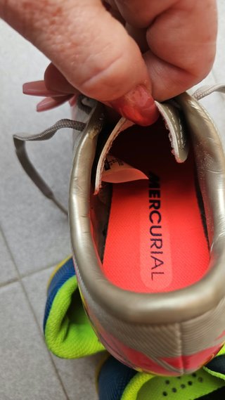 Botas de Fútbol Nike Mercurial Talla 32