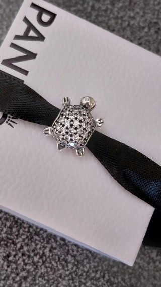 Charm Pandora Tortuga con circonitas