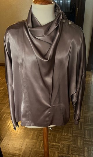 Blusa de raso