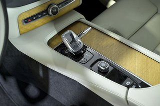 Volvo XC90   2.0 B5 D AWD Inscription Auto