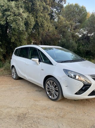Opel Zafira Tourer 2015