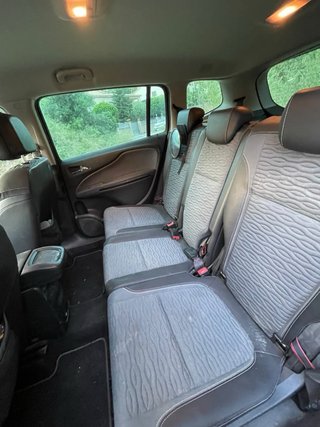 Opel Zafira Tourer 2015
