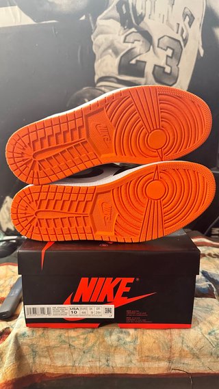 Nike Air Jordan 1 High Electro Orange