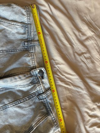 Bermuda vaquera rota - Talla 42/44 (cintura 84cm)