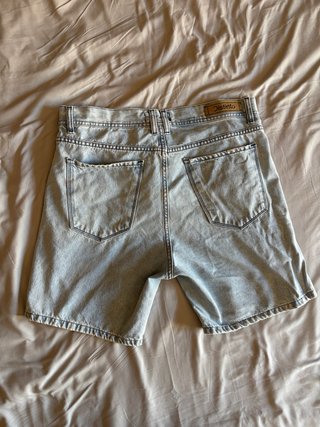 Bermuda vaquera rota - Talla 42/44 (cintura 84cm)