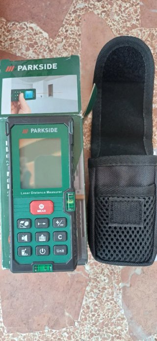 Parkside Medidor Láser de Distancias PLM 50 B1.