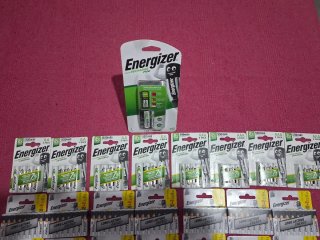 Lotto pile ricaricabili Energizer e Varta