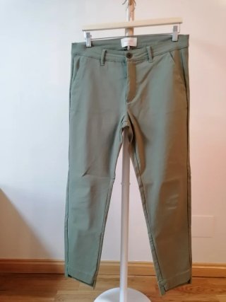 Pantalón vestir verde oliva
