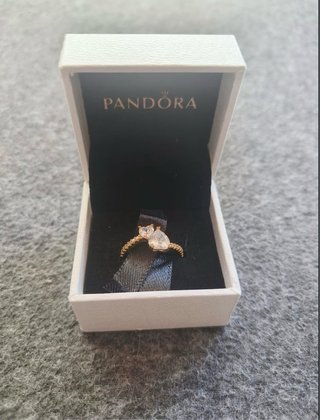 Anillo Pandora Corazón Doble Brillante