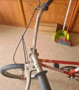Bicicleta BMX Roja