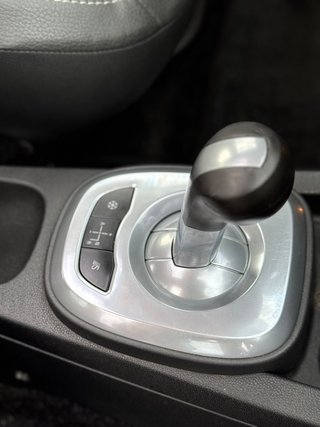 OPEL CORSA EDICIÓN COSMO