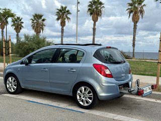 OPEL CORSA EDICIÓN COSMO