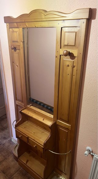 Mueble recibidor de madera