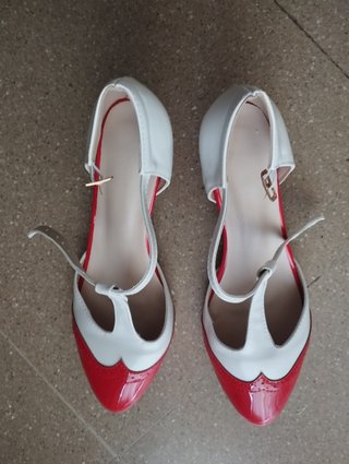 Zapatos de Tacón Bicolor Talla 43