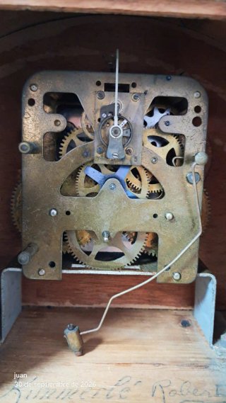 Reloj de Sobremesa Antiguo para Restaurar.