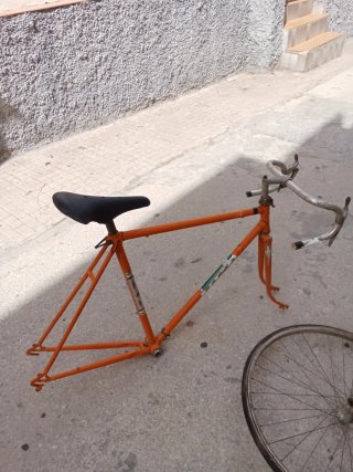 Cuadro Orbea fixie y rueda