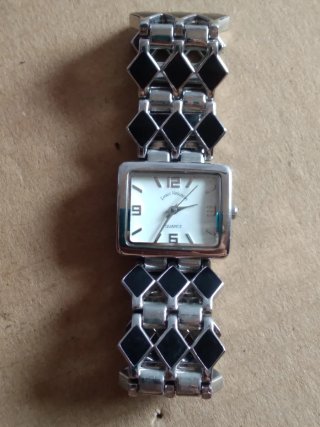 Reloj Louis Valent Mujer Pulsera Plata y Negro