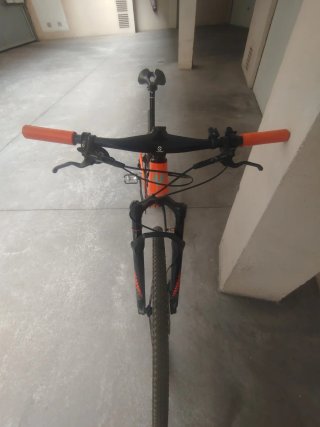 Bicicleta de Montaña Mondraker Naranja