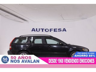 Volvo V50 2.4 Momentum 103 kW (140 CV)