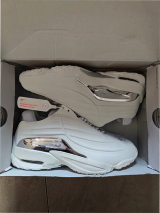 Nike Nocta Hot Step Oro Blanco
