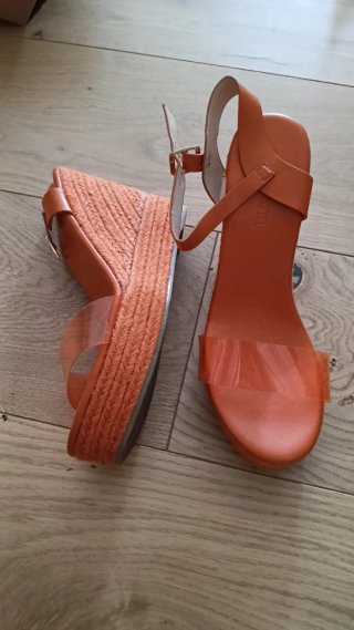 Sandalias naranja esparto tacón alto
