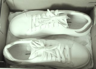 Zapatillas Skechers Blancas y Doradas