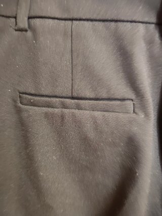 Pantalón de vestir negro Mango