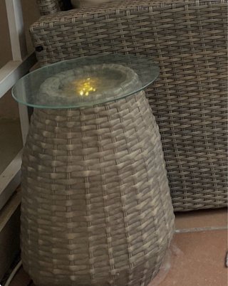 Fuente de agua decorativa gris ceramica