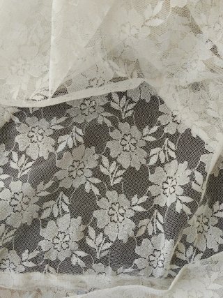 Cortinas de tela blancas hechas
