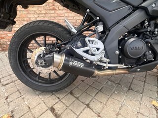 YAMAHA MT 125