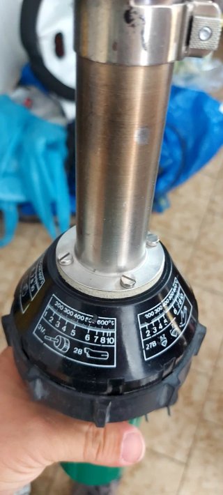 Saldatore ad aria calda Leister